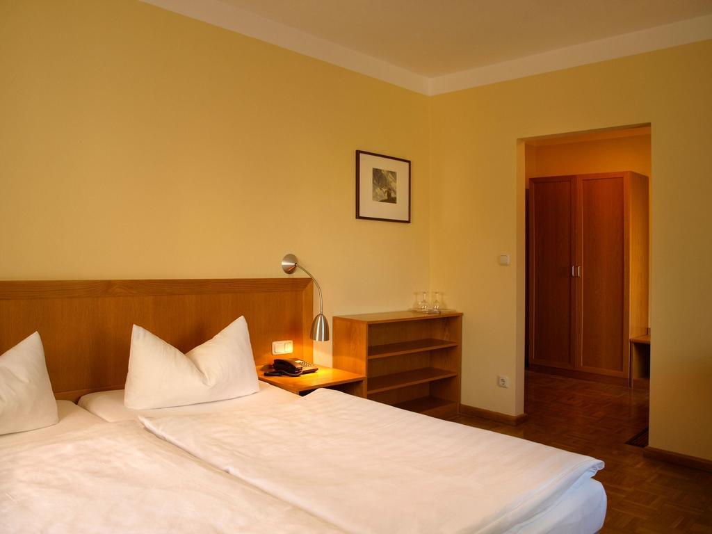 Hotel Dom-Eck Bautzen Rum bild